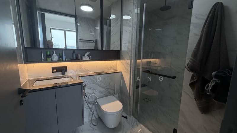 The Landmark, 173 Chin Swee Road, Alexandra / Commonwealth, 2 Bedrooms, 687 sqft, Condominium For Sale, by Huidi Yang, 500255859 - Bathroom - PropertyGuru.com.sg