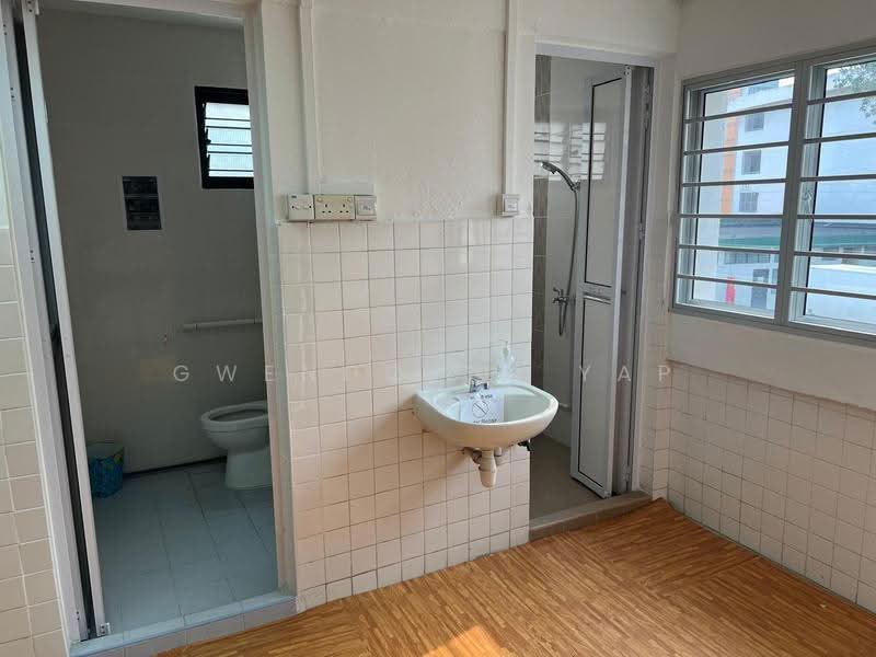 452 Ang Mo Kio Ave 10, Ang Mo Kio / Bishan / Thomson, 872 sqft, Other Retail For Rent, by Gwendolyn Yap, 500255862 - Bathroom - CommercialGuru.com.sg