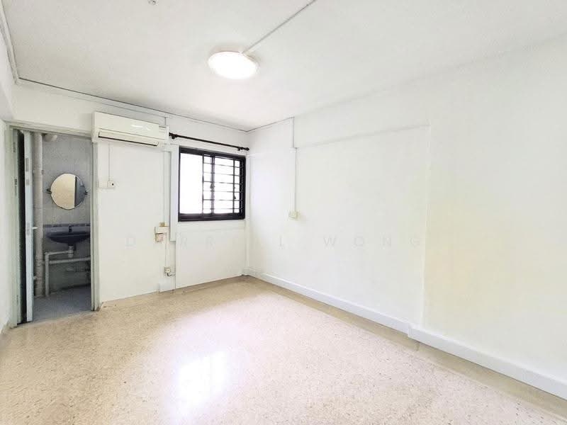 303 Clementi Avenue 4, 303 Clementi Avenue 4, Buona Vista / West Coast / Clementi New Town, 2 Bedrooms, 721 sqft, HDB Flat For Sale, by Darrell Wong, 500255881 - Interior - PropertyGuru.com.sg