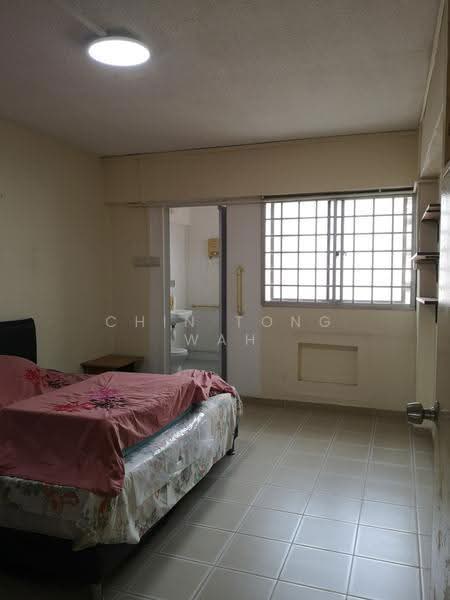 107 Potong Pasir Avenue 1, 107 Potong Pasir Avenue 1, Macpherson / Potong Pasir, 3 Bedrooms, 1,119 sqft, HDB Flat For Sale, by Chin Tong Wah, 500255884 - Master bedroom with attached bathroom - PropertyGuru.com.sg