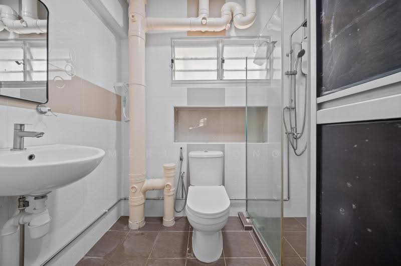 737 Woodlands Circle, 737 Woodlands Circle, Admiralty / Woodlands, 3 Bedrooms, 980 sqft, HDB Flat For Sale, by Merlyn Ong, 500255897 - Bathroom - PropertyGuru.com.sg