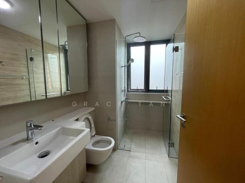 Thomson Three, 21 Bright Hill Drive, Ang Mo Kio / Bishan / Thomson, 3 Bedrooms, 1,044 sqft, Condominium For Sale, by Grace Tan, 500255921 - Bathroom - PropertyGuru.com.sg