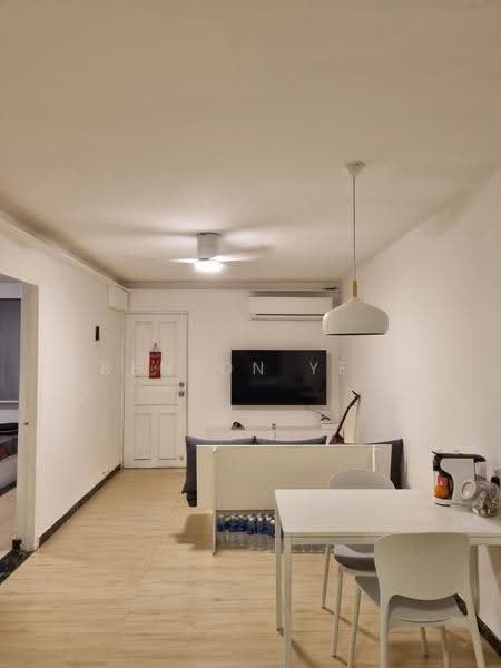 120 Ho Ching Road, 120 Ho Ching Road, Boon Lay / Jurong / Tuas, Room Rental, 120 sqft, HDB Flat For Rent, by Benson Yew, 500255922 - Living Room - PropertyGuru.com.sg