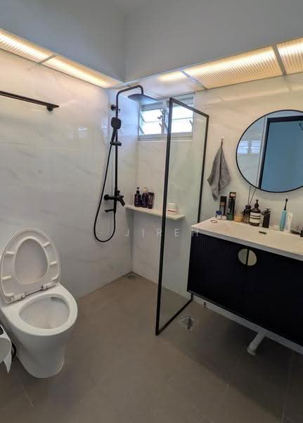 870A Tampines Street 86, 870A Tampines Street 86, Pasir Ris / Tampines, 3 Bedrooms, 1,001 sqft, HDB Flat For Sale, by Jireh Ho, 500255925 - Bathroom - PropertyGuru.com.sg
