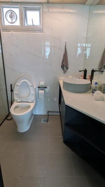 870A Tampines Street 86, 870A Tampines Street 86, Pasir Ris / Tampines, 3 Bedrooms, 1,001 sqft, HDB Flat For Sale, by Jireh Ho, 500255925 - Bathroom - PropertyGuru.com.sg