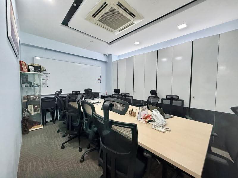 Beautifully Renovated Office Warehouse @ Macpherson, Upper Aljunied / Joo Seng / Kampong Ampat, Eunos / Geylang / Paya Lebar, 2,315 sqft, Light Industrial (B1) For Sale, by Marc Lee, 500255926 - Interior - CommercialGuru.com.sg