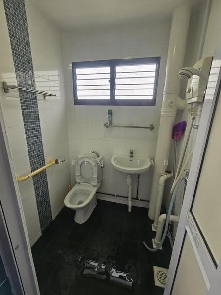 136 Yishun Ring Road, 136 Yishun Ring Road, Sembawang / Yishun, Room Rental, 150 sqft, HDB Flat For Rent, by Jeremy Tan, 500255930 - PropertyGuru.com.sg