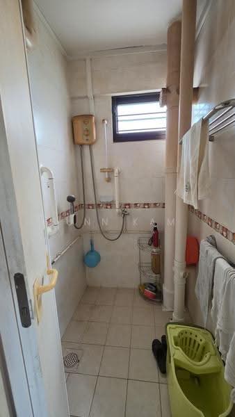 86 Whampoa Drive, 86 Whampoa Drive, Balestier / Toa Payoh, 3 Bedrooms, 829 sqft, HDB Flat For Sale, by Funn Kam, 500255935 - Bathroom - PropertyGuru.com.sg
