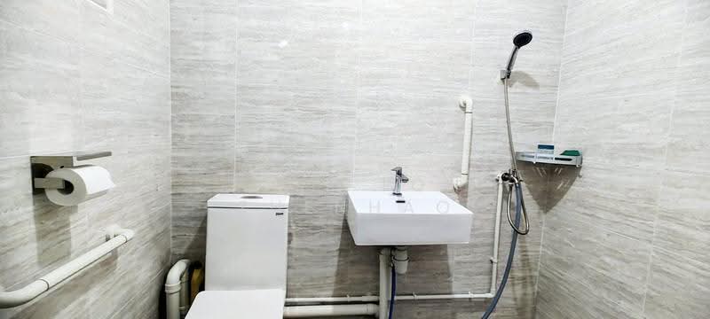 833 Yishun Street 81, 833 Yishun Street 81, Sembawang / Yishun, 3 Bedrooms, 1,108 sqft, HDB Flat For Sale, by Jose Loh Zhenhao, 500255940 - Bathroom - PropertyGuru.com.sg
