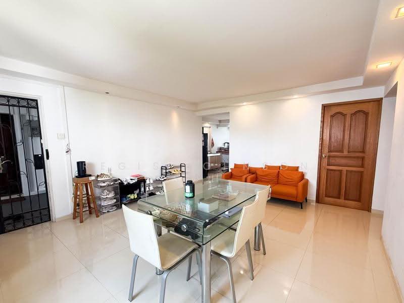 220 Lorong 8 Toa Payoh, 220 Lorong 8 Toa Payoh, Balestier / Toa Payoh, 3 Bedrooms, 882 sqft, HDB Flat For Rent, by Regis Johnson Soh, 500255949 - PropertyGuru.com.sg