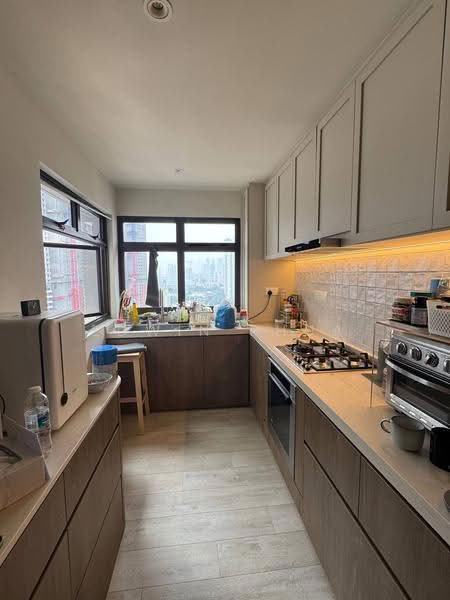75C Redhill Road, 75C Redhill Road, Alexandra / Commonwealth, 4 Bedrooms, 1,076 sqft, HDB Flat For Sale, by Edwin Phua, 500255952 - Kitchen - PropertyGuru.com.sg