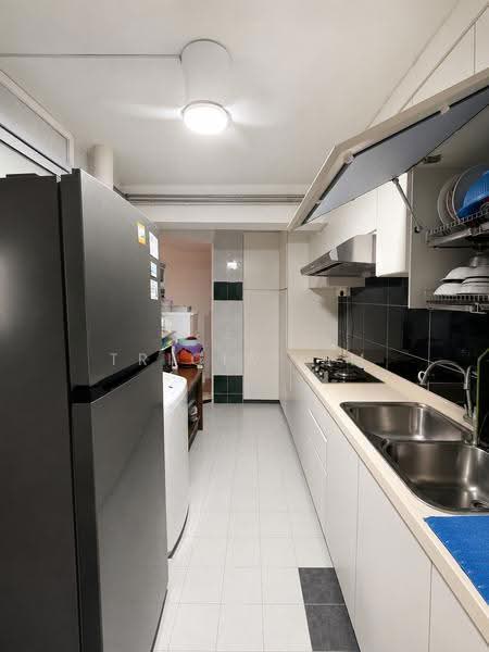 161 Mei Ling Street, 161 Mei Ling Street, Alexandra / Commonwealth, 2 Bedrooms, 775 sqft, HDB Flat For Sale, by Tricia Lim, 500255960 - Kitchen - PropertyGuru.com.sg