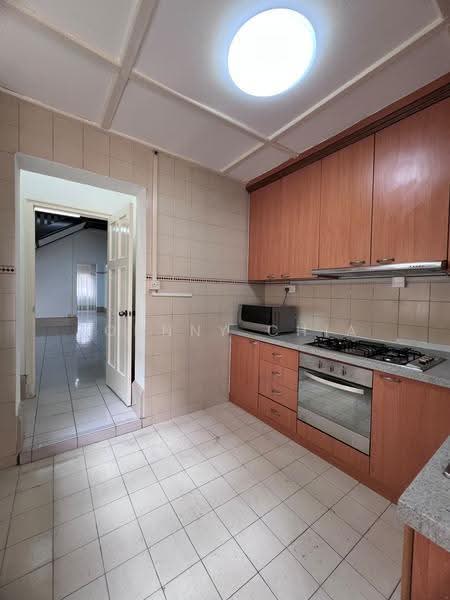 Conservation House, Towner Road, May Road , McNair Road , Boon Keng Road , Serangoon Road, Balestier Road, Balestier / Toa Payoh, 4 Bedrooms, 2,916 sqft, Conservation House For Rent, by Johnny Chia, 500255976 - Kitchen - PropertyGuru.com.sg
