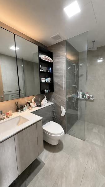 Whistler Grand, 107 West Coast Vale, Buona Vista / West Coast / Clementi New Town, 2 Bedrooms, 614 sqft, Condominium For Sale, by Alize Ng, 500255992 - Bathroom - PropertyGuru.com.sg