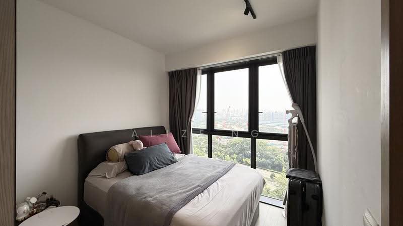 Whistler Grand, 107 West Coast Vale, Buona Vista / West Coast / Clementi New Town, 2 Bedrooms, 614 sqft, Condominium For Sale, by Alize Ng, 500255992 - Bedroom - PropertyGuru.com.sg