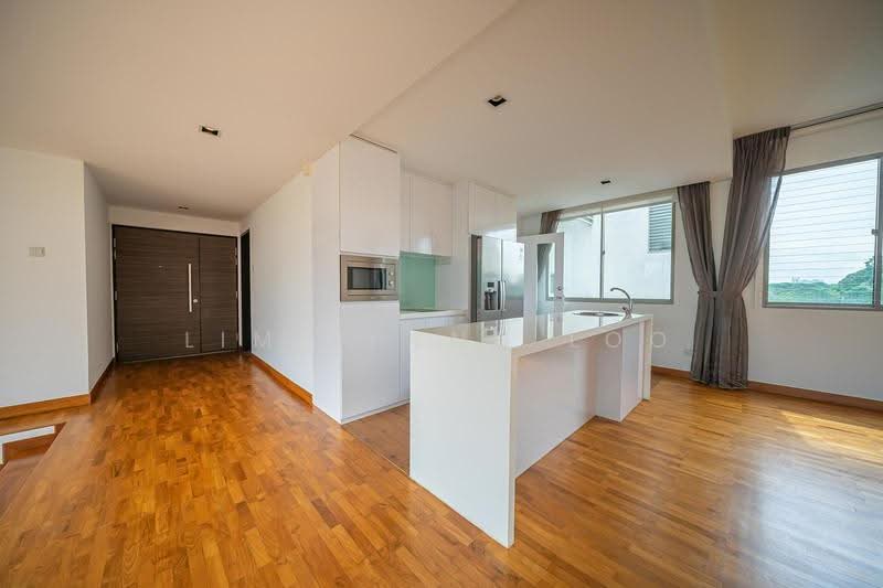 Nassim Regency, 37 Nassim Road, Tanglin / Holland / Bukit Timah, 3 Bedrooms, 2,024 sqft, Apartment For Rent, by Lim Sheng Loo, 500256002 - Kitchen - PropertyGuru.com.sg
