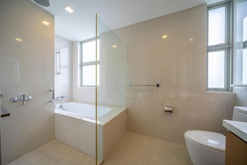 Nassim Regency, 37 Nassim Road, Tanglin / Holland / Bukit Timah, 3 Bedrooms, 2,024 sqft, Apartment For Rent, by Lim Sheng Loo, 500256002 - Bathroom - PropertyGuru.com.sg
