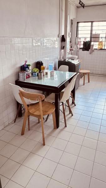 351 Clementi Avenue 2, 351 Clementi Avenue 2, Buona Vista / West Coast / Clementi New Town, 2 Bedrooms, 67 sqft, HDB Flat For Rent, by Ada Lee, 500256005 - Kitchen - PropertyGuru.com.sg