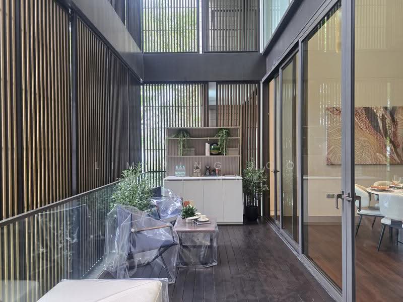 Lloyd SixtyFive, 65 Lloyd Road, Orchard / River Valley, 2 Bedrooms, 1,808 sqft, Condominium For Sale, by Lim Ping Joo Kellynne, 500256006 - Balcony - PropertyGuru.com.sg
