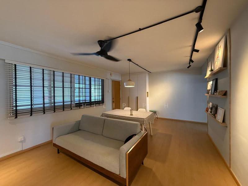 156 Hougang Street 11, 156 Hougang Street 11, Hougang / Punggol / Sengkang, 3 Bedrooms, 1,054 sqft, HDB Flat For Sale, by Philip Peh, 500256007 - Living Room - PropertyGuru.com.sg
