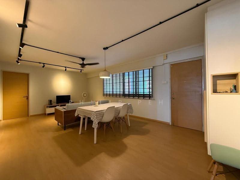 156 Hougang Street 11, 156 Hougang Street 11, Hougang / Punggol / Sengkang, 3 Bedrooms, 1,054 sqft, HDB Flat For Sale, by Philip Peh, 500256007 - Living Room - PropertyGuru.com.sg