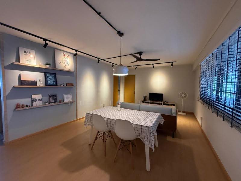 156 Hougang Street 11, 156 Hougang Street 11, Hougang / Punggol / Sengkang, 3 Bedrooms, 1,054 sqft, HDB Flat For Sale, by Philip Peh, 500256007 - Living Room - PropertyGuru.com.sg