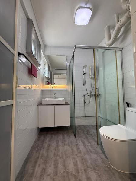 156 Hougang Street 11, 156 Hougang Street 11, Hougang / Punggol / Sengkang, 3 Bedrooms, 1,054 sqft, HDB Flat For Sale, by Philip Peh, 500256007 - Bathroom - PropertyGuru.com.sg