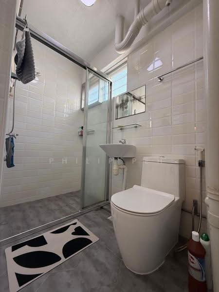 156 Hougang Street 11, 156 Hougang Street 11, Hougang / Punggol / Sengkang, 3 Bedrooms, 1,054 sqft, HDB Flat For Sale, by Philip Peh, 500256007 - Bathroom - PropertyGuru.com.sg