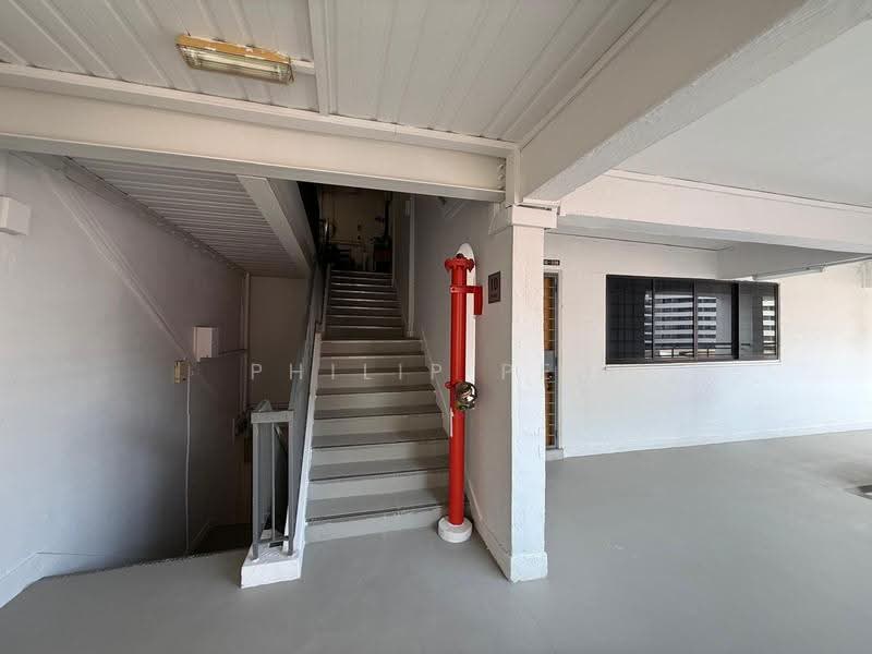 156 Hougang Street 11, 156 Hougang Street 11, Hougang / Punggol / Sengkang, 3 Bedrooms, 1,054 sqft, HDB Flat For Sale, by Philip Peh, 500256007 - Corridor - PropertyGuru.com.sg