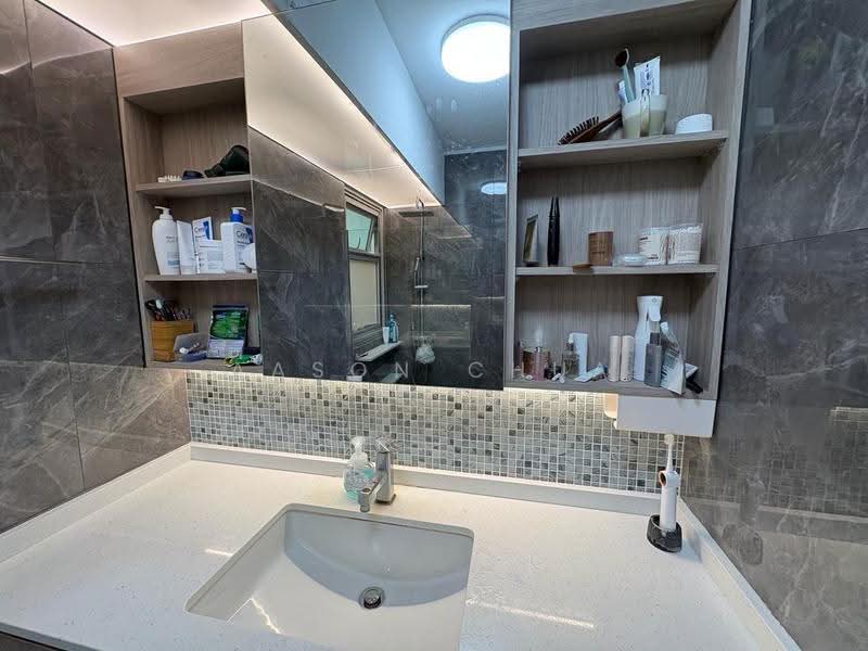 17A MacPherson Residency, 17A Circuit Road, Macpherson / Potong Pasir, 3 Bedrooms, 1,001 sqft, HDB Flat For Rent, by Aason Chua, 500256013 - Bathroom - PropertyGuru.com.sg
