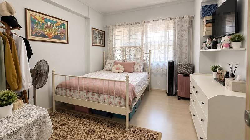 213 Pasir Ris Street 21, 213 Pasir Ris Street 21, Pasir Ris / Tampines, 3 Bedrooms, 1,141 sqft, HDB Flat For Sale, by Faris Ar, 500256026 - Bedroom - PropertyGuru.com.sg