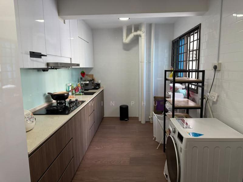 239 Jurong East Street 21, 239 Jurong East Street 21, Boon Lay / Jurong / Tuas, 4 Bedrooms, 1,291 sqft, HDB Flat For Sale, by Edwin Phua, 500256033 - Kitchen - PropertyGuru.com.sg