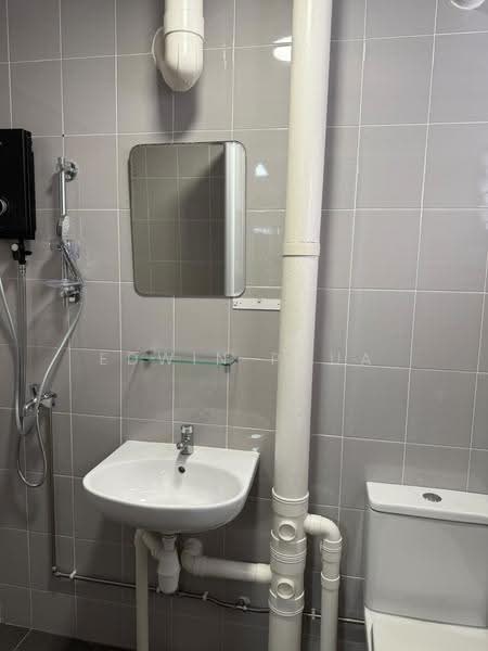 239 Jurong East Street 21, 239 Jurong East Street 21, Boon Lay / Jurong / Tuas, 4 Bedrooms, 1,291 sqft, HDB Flat For Sale, by Edwin Phua, 500256033 - Bathroom - PropertyGuru.com.sg
