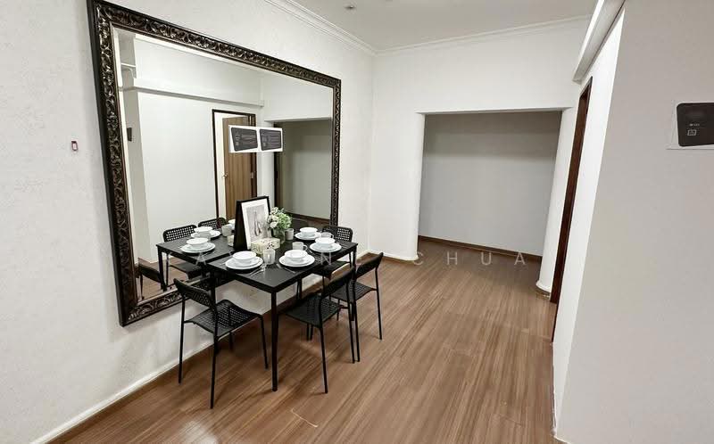 Oxley Garden, 5 Oxley Rise, Orchard / River Valley, Room Rental, 130 sqft, Apartment For Rent, by Kaylene Chua, 500256046 - Dining Room - PropertyGuru.com.sg