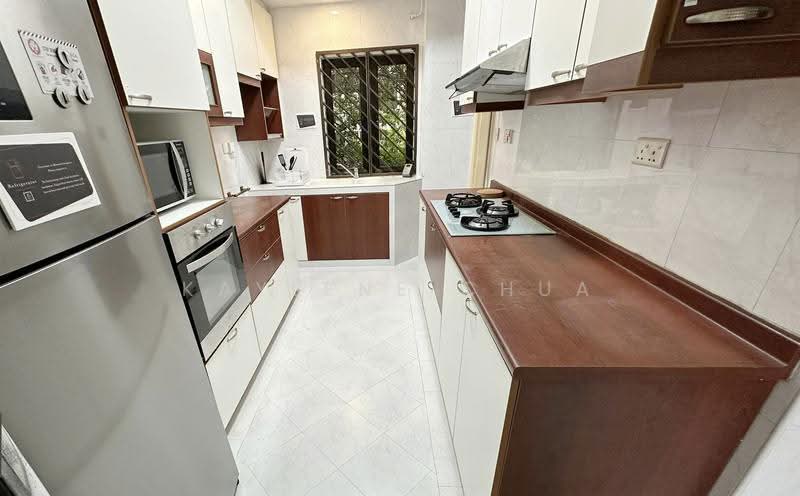 Oxley Garden, 5 Oxley Rise, Orchard / River Valley, Room Rental, 130 sqft, Apartment For Rent, by Kaylene Chua, 500256046 - Kitchen - PropertyGuru.com.sg