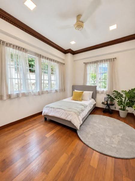 Gentle Villas, 74 Gentle Drive, Newton / Novena, 5 Bedrooms, 2,900 sqft, Detached House For Sale, by Lin LuoChen, 500256047 - Bedroom - PropertyGuru.com.sg
