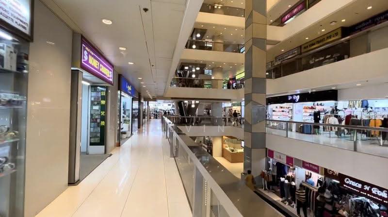 Peninsula Plaza, 111 North Bridge Road, City Hall / Clarke Quay, 2,454 sqft, Mall Shop For Sale, by Alvin Chua, 500256066 - Interior - CommercialGuru.com.sg