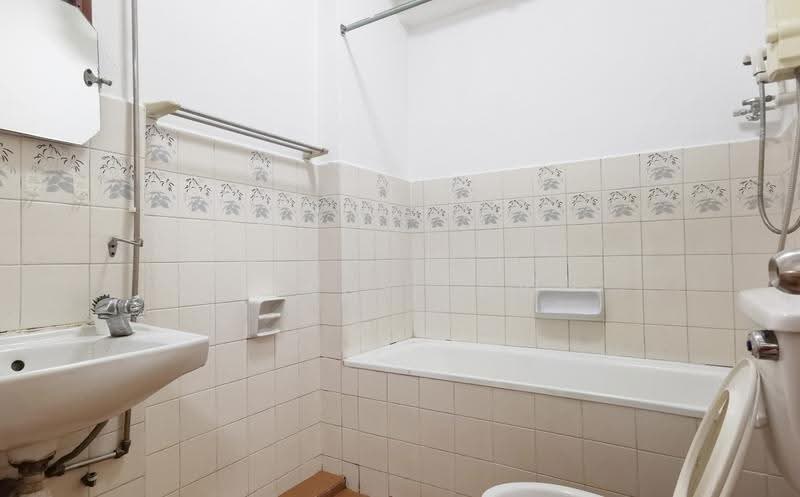 Thomson Grove, Yio Chu Kang Road, Mandai / Upper Thomson, Room Rental, 90 sqft, Condominium For Rent, by Cindy Low, 500256067 - Bathroom - PropertyGuru.com.sg