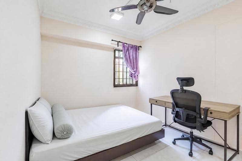 679C Jurong West Central 1, 679C Jurong West Central 1, Boon Lay / Jurong / Tuas, 3 Bedrooms, 1,012 sqft, HDB Flat For Sale, by Reine Chan, 500256069 - Bedroom - PropertyGuru.com.sg
