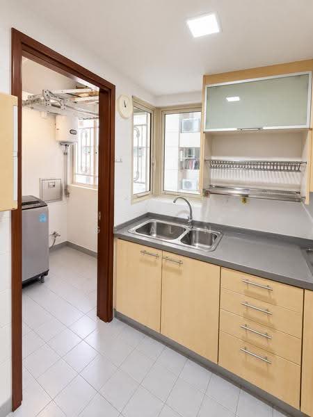 The Gardens at Bishan, 1 Sin Min Walk, Ang Mo Kio / Bishan / Thomson, 2 Bedrooms, 883 sqft, Condominium For Rent, by Geralyn Ng, 500256072 - Kitchen - PropertyGuru.com.sg