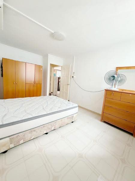 838 Tampines Street 82, 838 Tampines Street 82, Pasir Ris / Tampines, Room Rental, 250 sqft, HDB Flat For Rent, by Michael Seah, 500256087 - Bedroom - PropertyGuru.com.sg