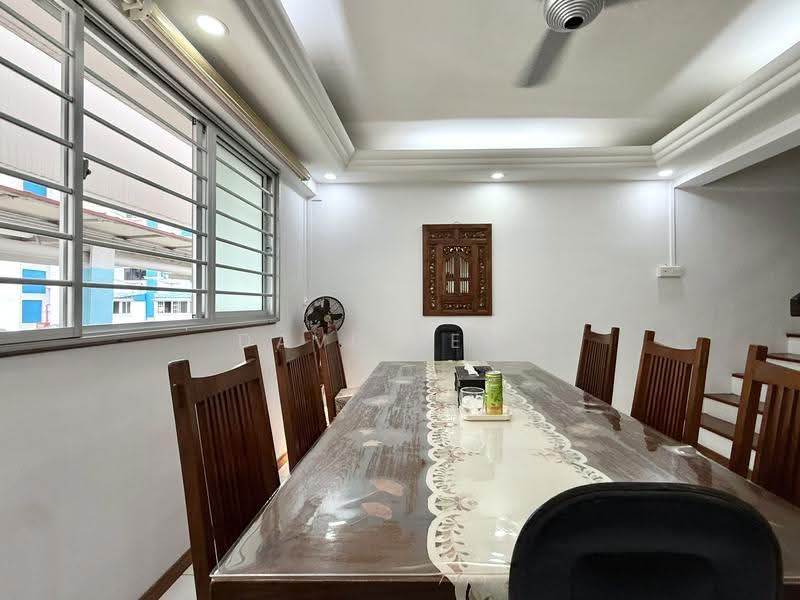 326 Bukit Batok Street 33, 326 Bukit Batok Street 33, Dairy Farm / Bukit Panjang / Choa Chu Kang, 3 Bedrooms, 1,646 sqft, HDB Flat For Sale, by Dave Sear, 500256094 - Dining Room - PropertyGuru.com.sg