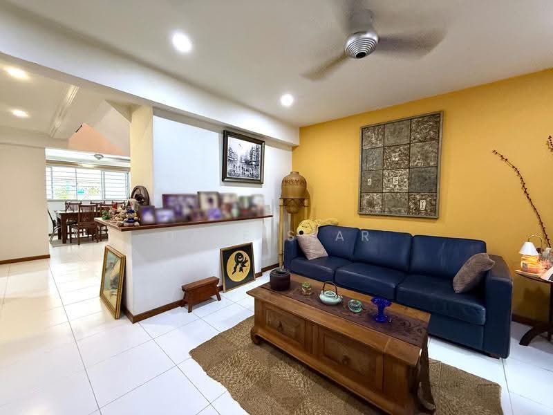 326 Bukit Batok Street 33, 326 Bukit Batok Street 33, Dairy Farm / Bukit Panjang / Choa Chu Kang, 3 Bedrooms, 1,646 sqft, HDB Flat For Sale, by Dave Sear, 500256094 - Living Room - PropertyGuru.com.sg