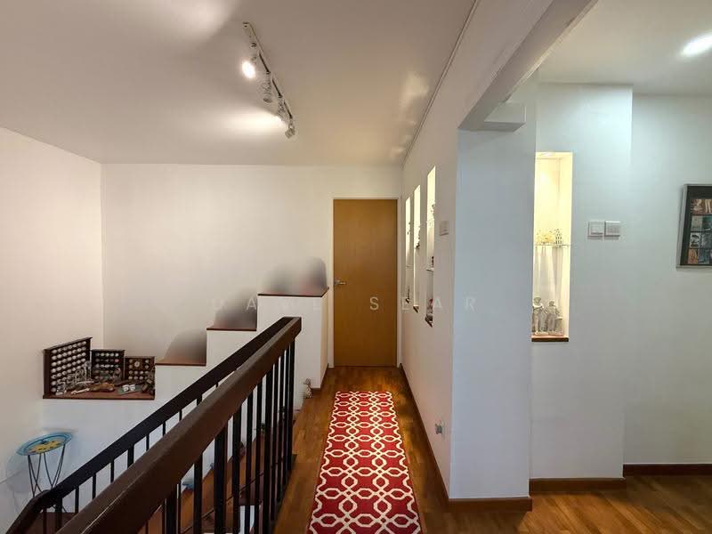 326 Bukit Batok Street 33, 326 Bukit Batok Street 33, Dairy Farm / Bukit Panjang / Choa Chu Kang, 3 Bedrooms, 1,646 sqft, HDB Flat For Sale, by Dave Sear, 500256094 - Walkway - PropertyGuru.com.sg