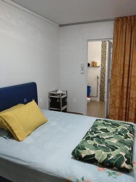 249 Yishun Avenue 9, 249 Yishun Avenue 9, Sembawang / Yishun, Room Rental, 140 sqft, HDB Flat For Rent, by Bernard Tay, 500256097 - Bedroom - PropertyGuru.com.sg