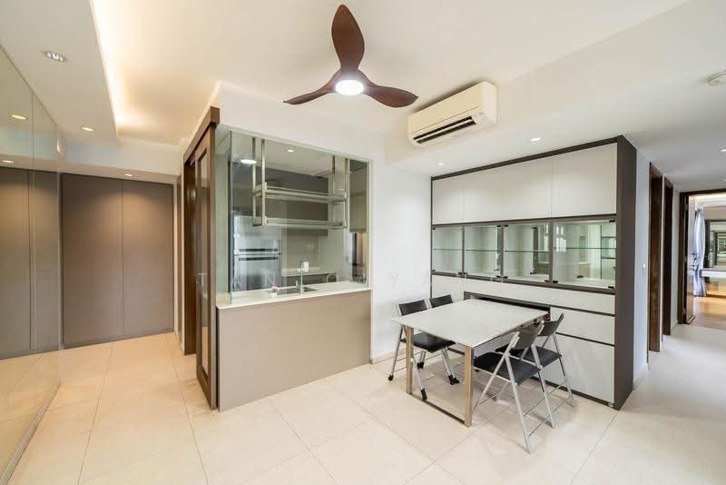Grandeur Park Residences, 9 Bedok South Avenue 3, Bedok / Upper East Coast, 4 Bedrooms, 1,130 sqft, Condominium For Sale, by Tan Qiyang, 500256108 - Living Room - PropertyGuru.com.sg