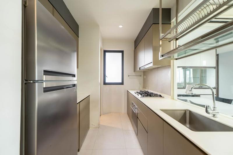 Grandeur Park Residences, 9 Bedok South Avenue 3, Bedok / Upper East Coast, 4 Bedrooms, 1,130 sqft, Condominium For Sale, by Tan Qiyang, 500256108 - Kitchen - PropertyGuru.com.sg