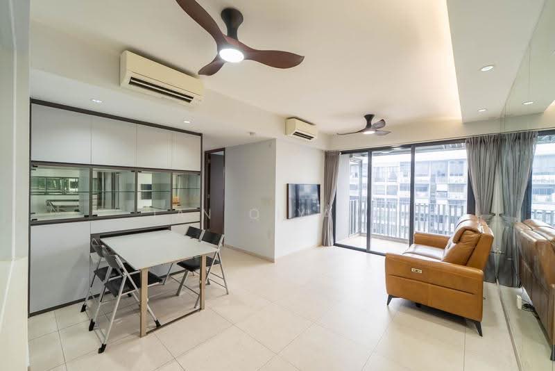 Grandeur Park Residences, 9 Bedok South Avenue 3, Bedok / Upper East Coast, 4 Bedrooms, 1,130 sqft, Condominium For Sale, by Tan Qiyang, 500256108 - Living Room - PropertyGuru.com.sg