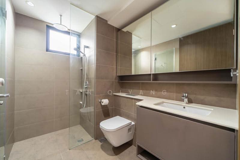 Grandeur Park Residences, 9 Bedok South Avenue 3, Bedok / Upper East Coast, 4 Bedrooms, 1,130 sqft, Condominium For Sale, by Tan Qiyang, 500256108 - Bathroom - PropertyGuru.com.sg