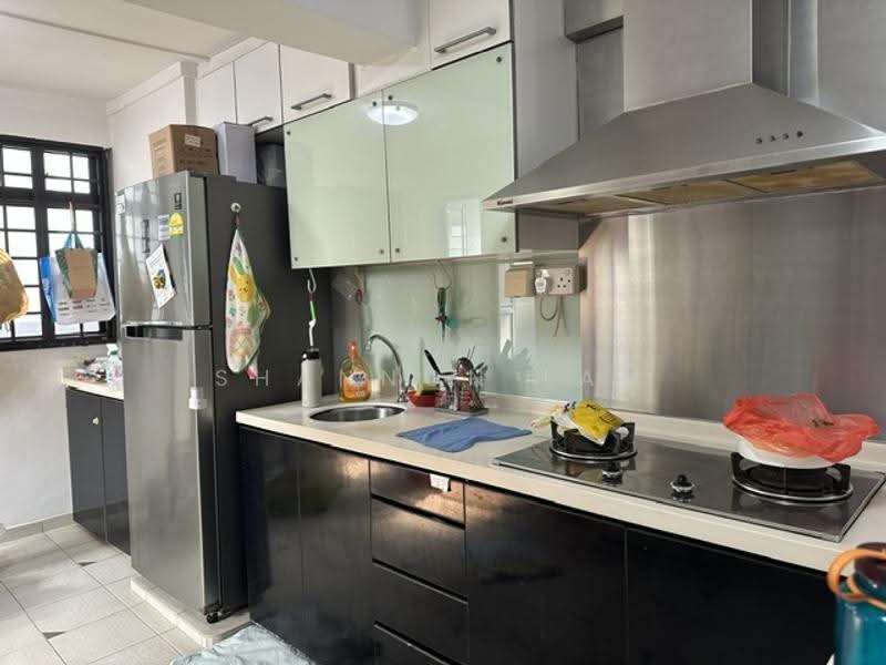 130 Bukit Merah View, 130 Bukit Merah View, Alexandra / Commonwealth, 2 Bedrooms, 818 sqft, HDB Flat For Sale, by Shannon Lam, 500256109 - Kitchen - PropertyGuru.com.sg
